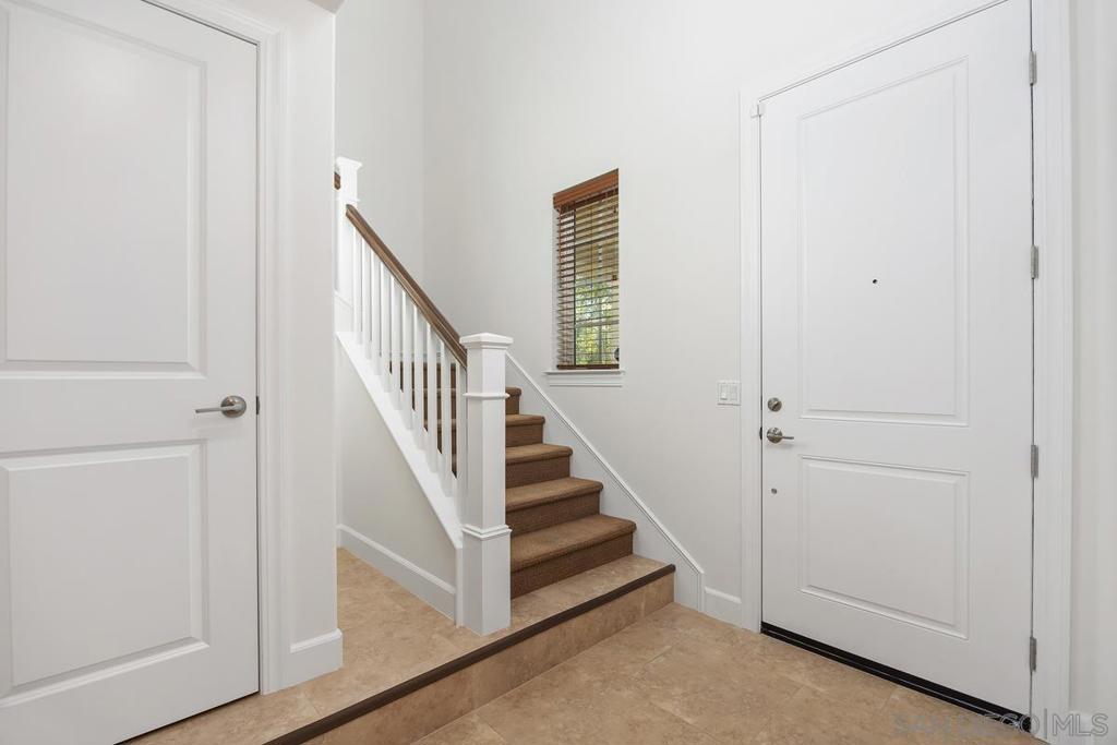 13567 Arroyo Dale Property Photo 5