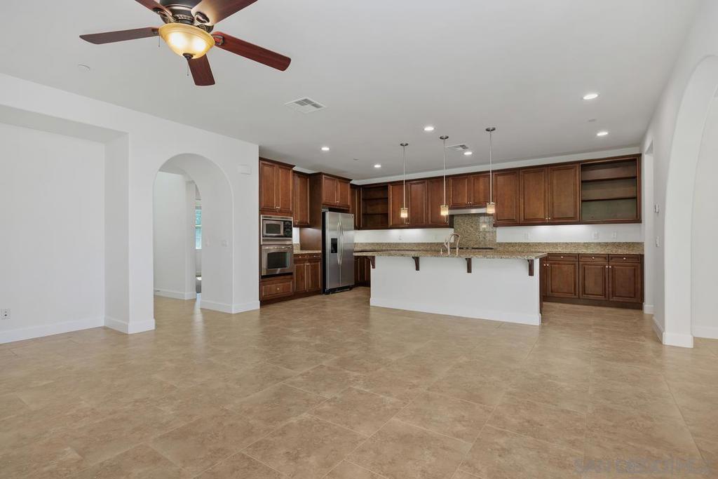 13567 Arroyo Dale Property Photo 7