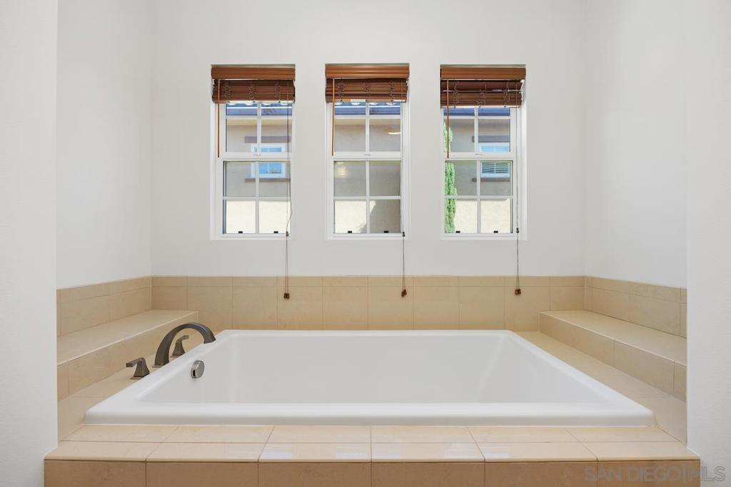 13567 Arroyo Dale Property Photo 18