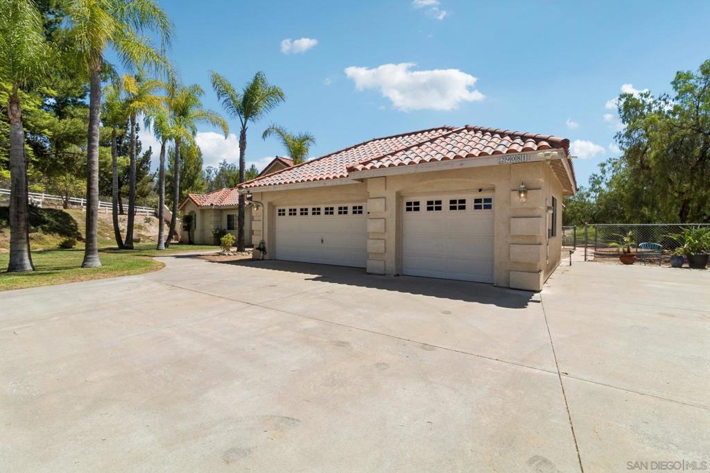 29081 Fruitvale Property Photo 9
