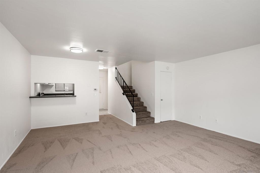 5580 Lake Park Way 28 Property Photo 10