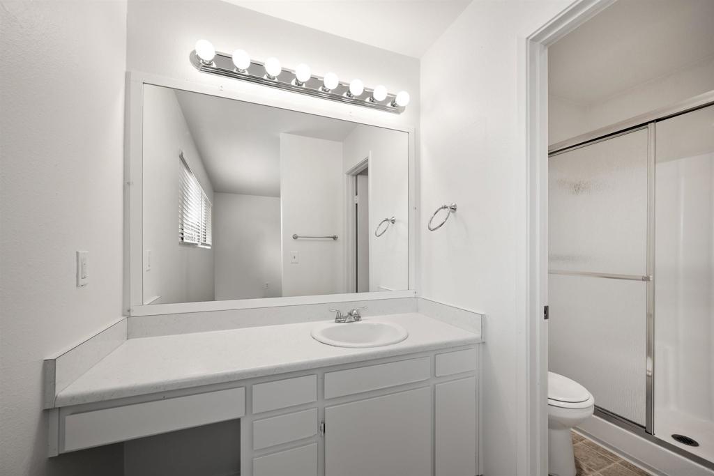 5580 Lake Park Way 28 Property Photo 25