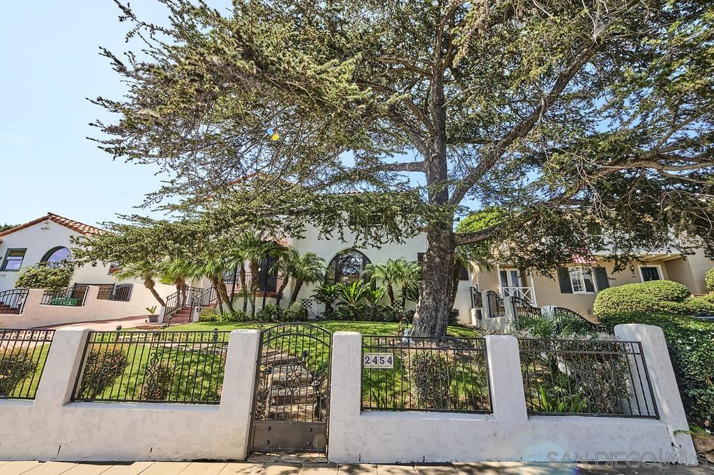 2454 Presidio Dr Property Photo 3