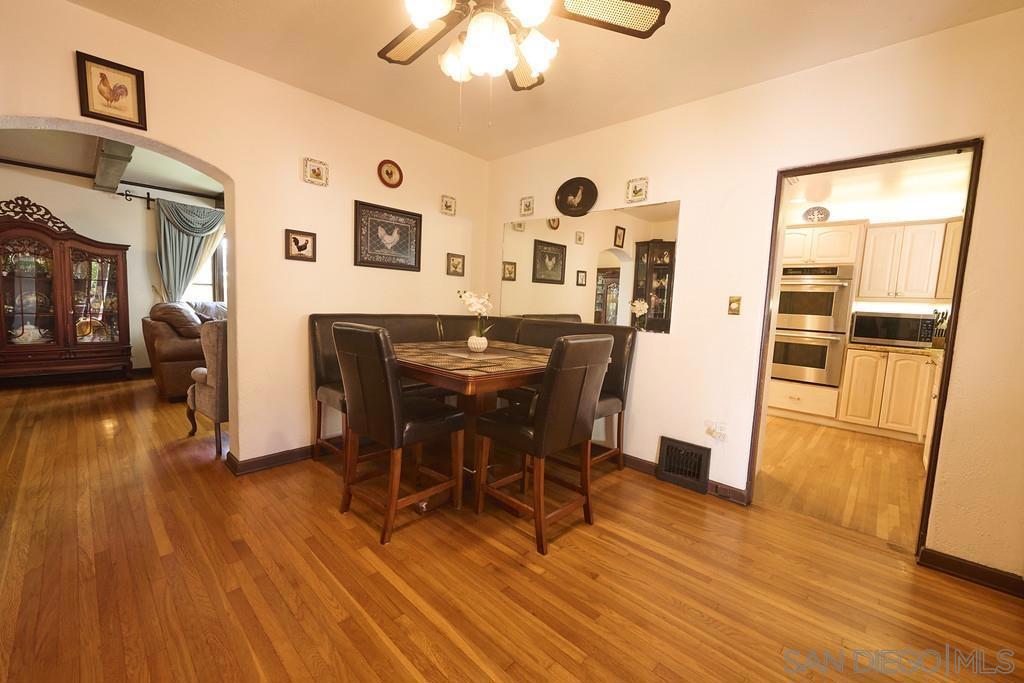 2454 Presidio Dr Property Photo 7