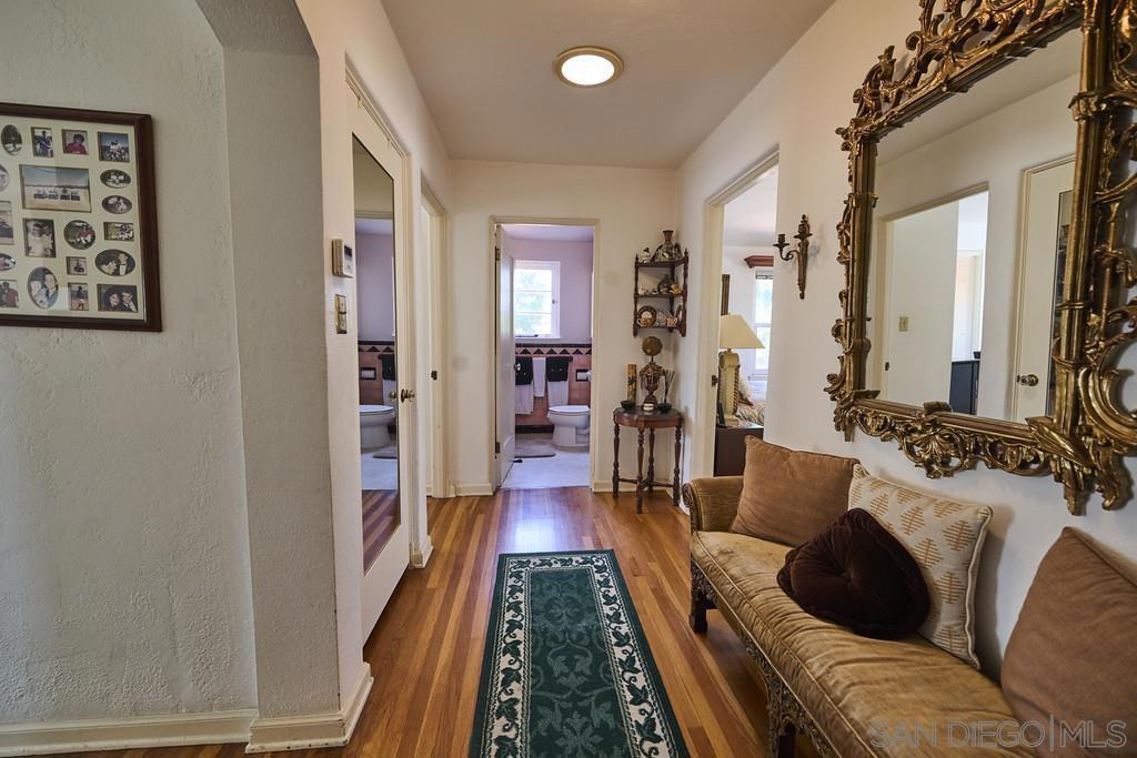 2454 Presidio Dr Property Photo 17
