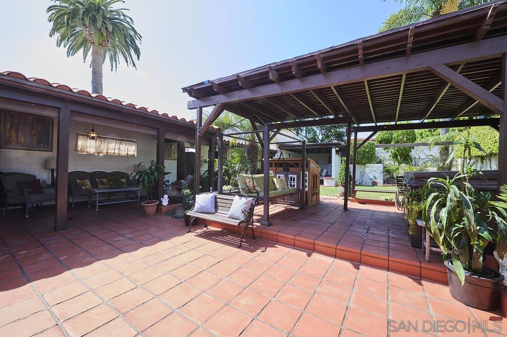 2454 Presidio Dr Property Photo 20