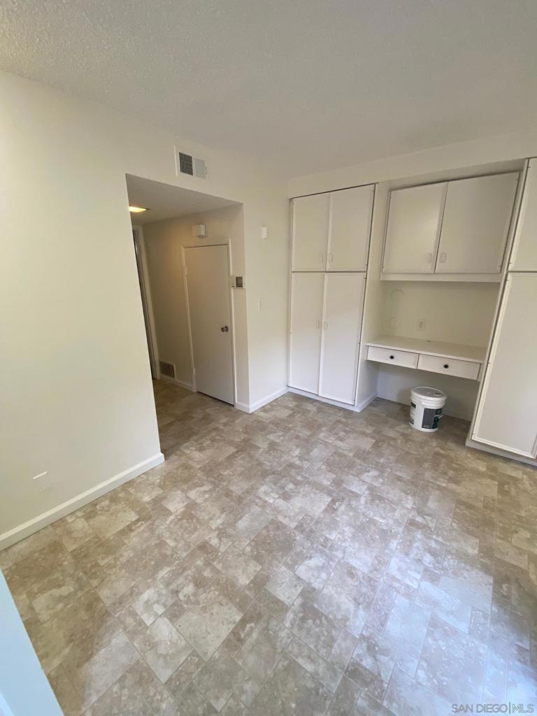 4319 Collwood Lane Property Photo 6