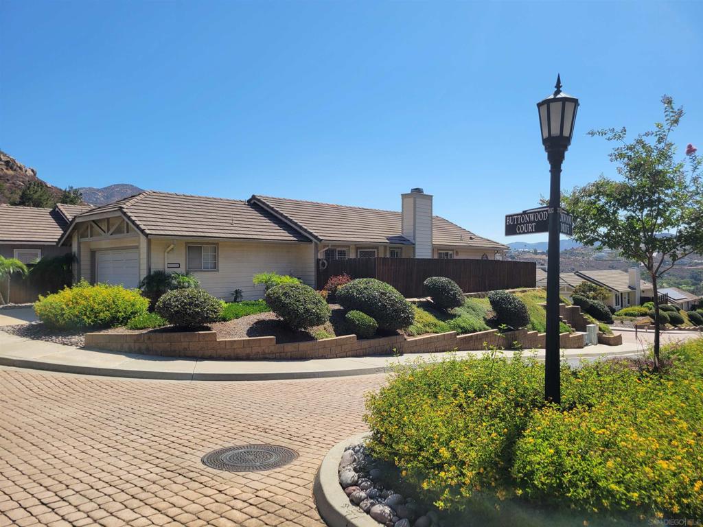 1285 Buttonwood Ct Property Photo 1