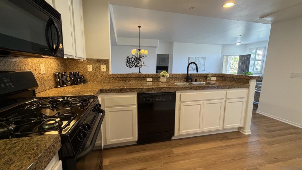 1864 Opaline Pl 413 Property Photo 13