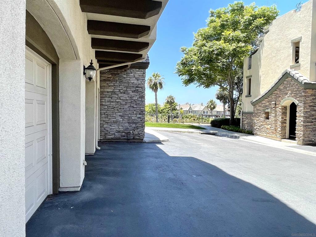 1864 Opaline Pl 413 Property Photo 44