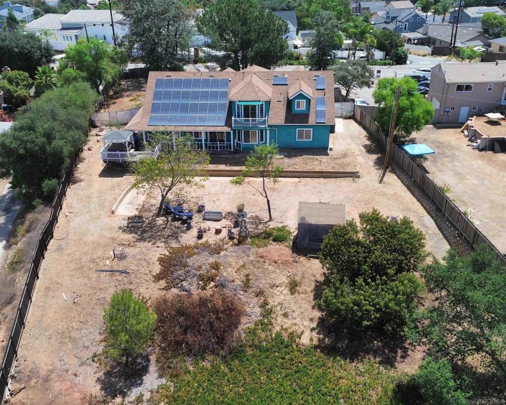 1249 La Cresta Blvd Property Photo 2