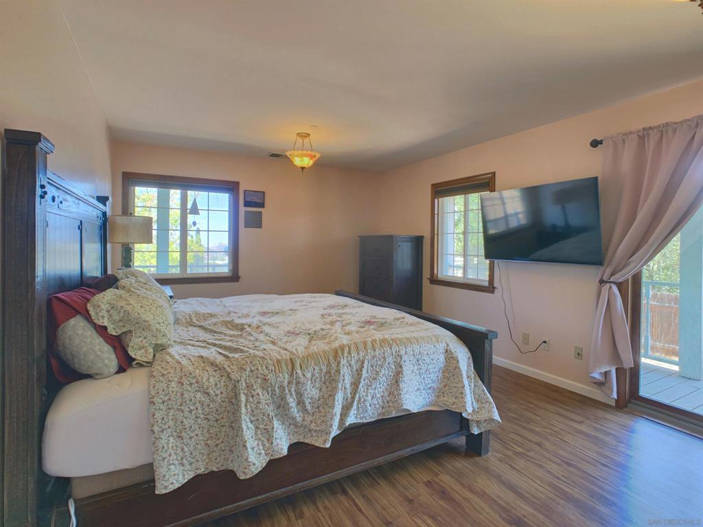 1249 La Cresta Blvd Property Photo 17