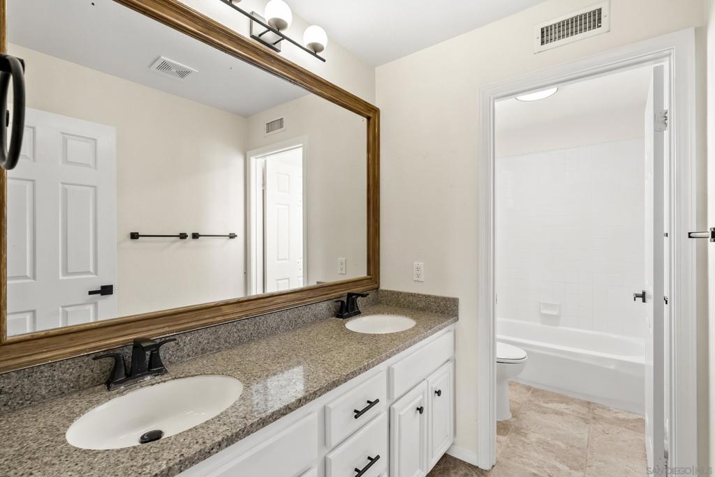 7027 Rockrose Terrace Property Photo 41