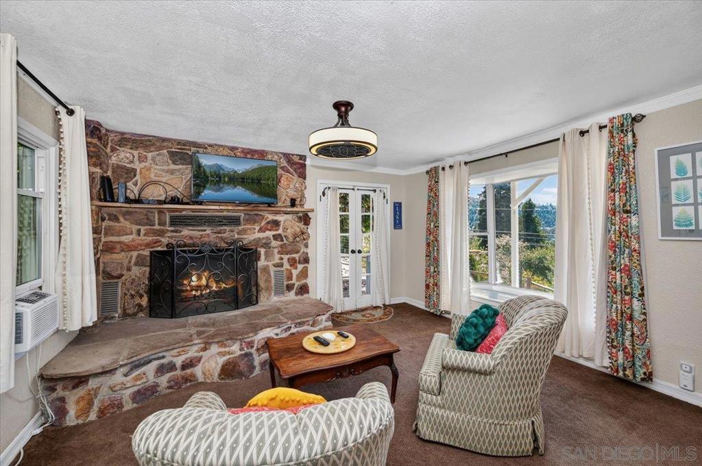 710 Arosa Property Photo 4