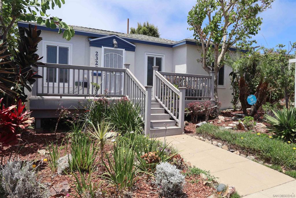 2328 Lucerne Drive Property Photo 1