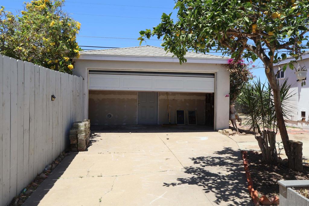 2328 Lucerne Drive Property Photo 26