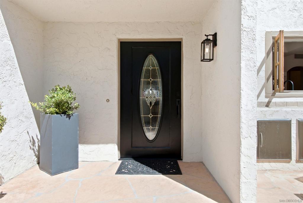 137 Via Coronado Property Photo 11