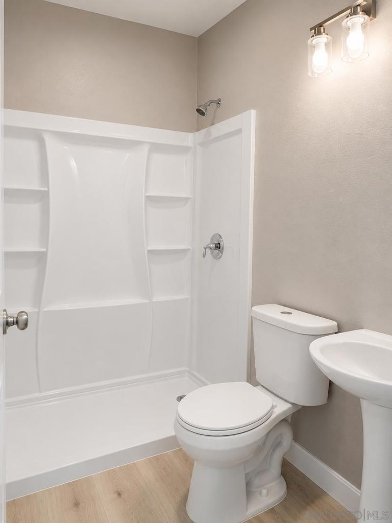 3858 41st Street Property Photo 5