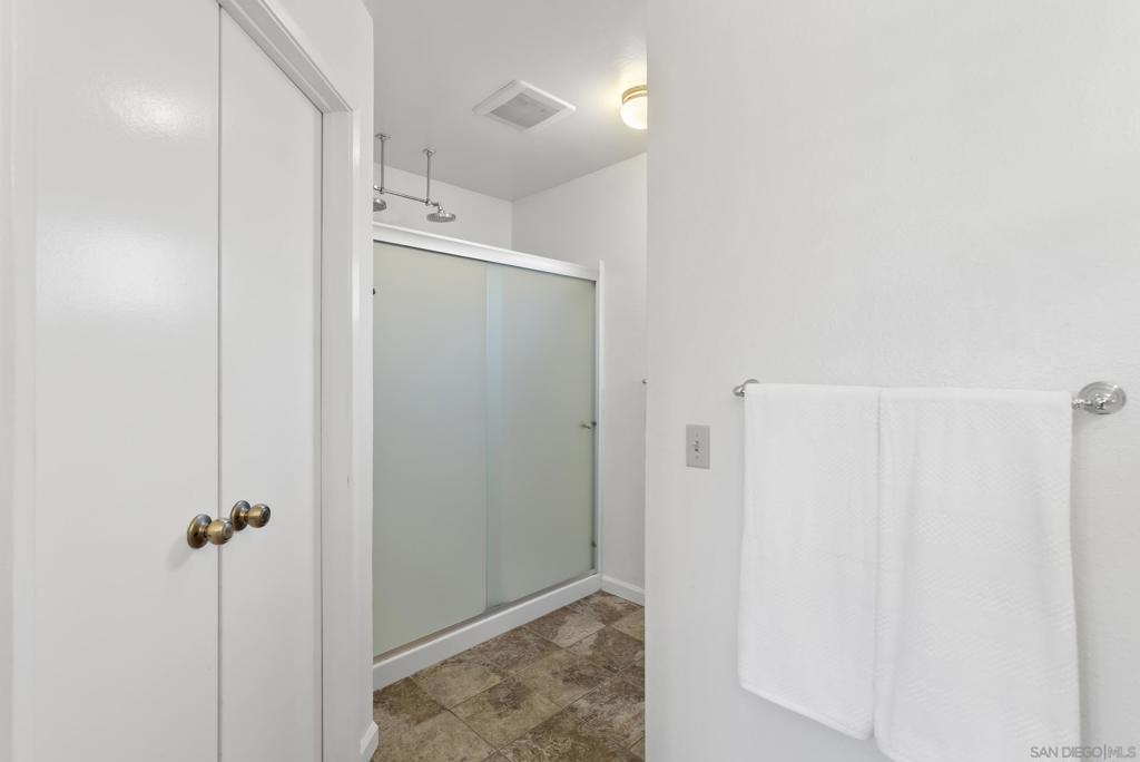 13310 Sparren Ave Property Photo 24