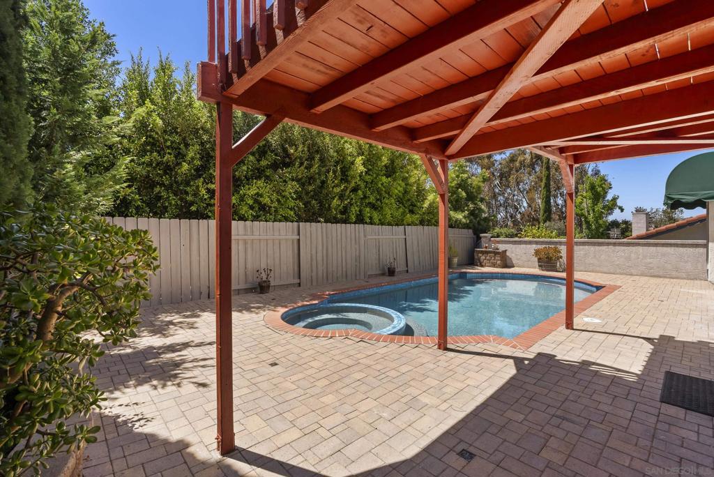13310 Sparren Ave Property Photo 37