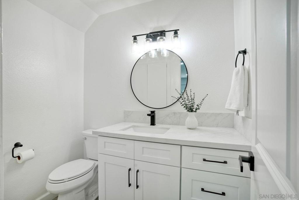 13754 Caminito Vizzini Property Photo 9