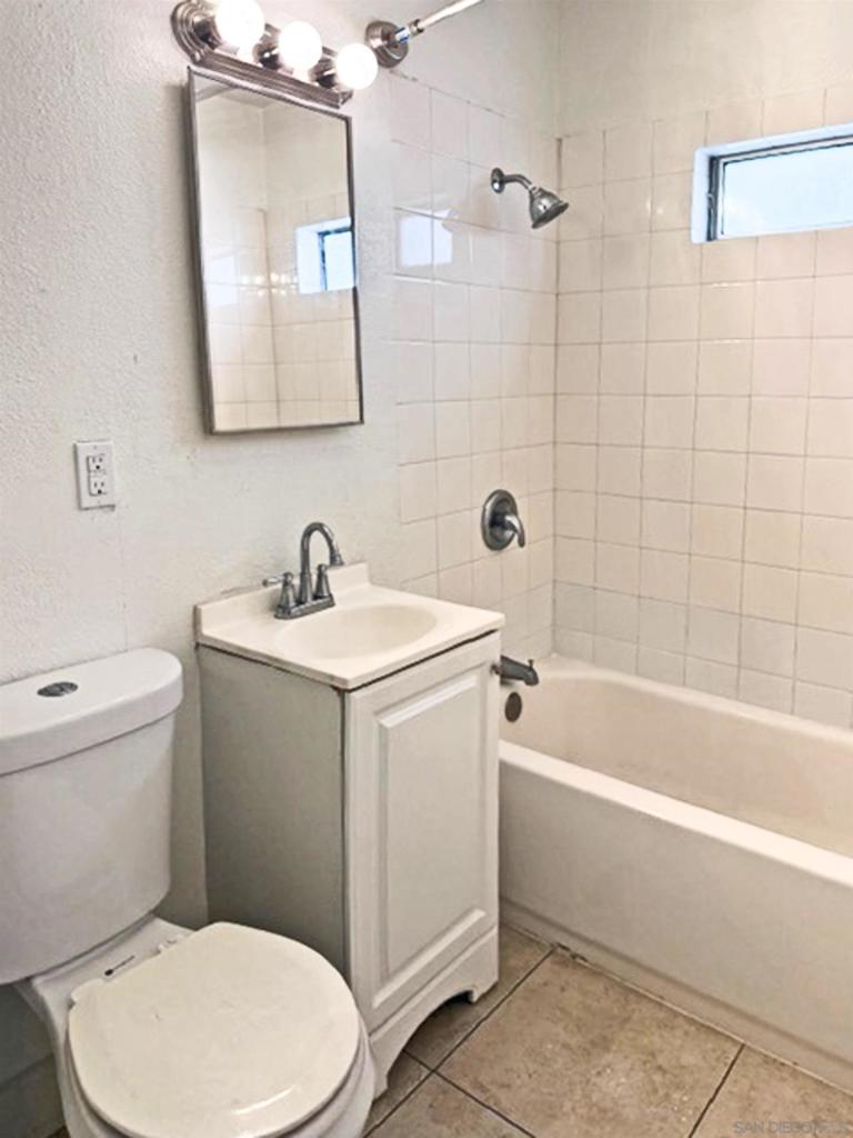 1161 13th St Property Photo 9