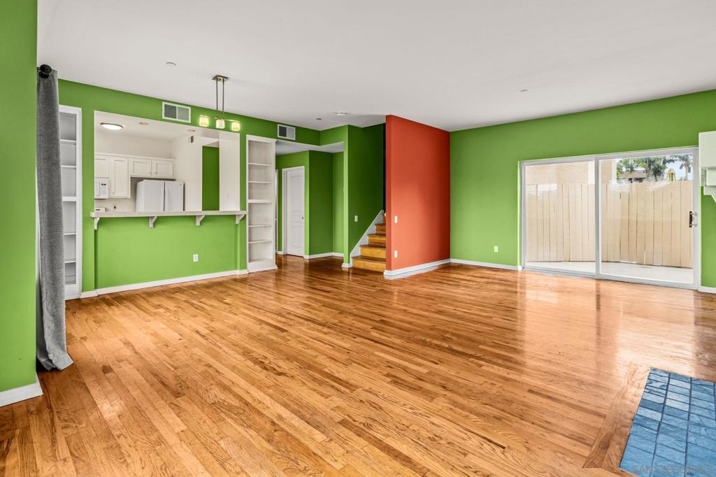 1352 24th Property Photo 6