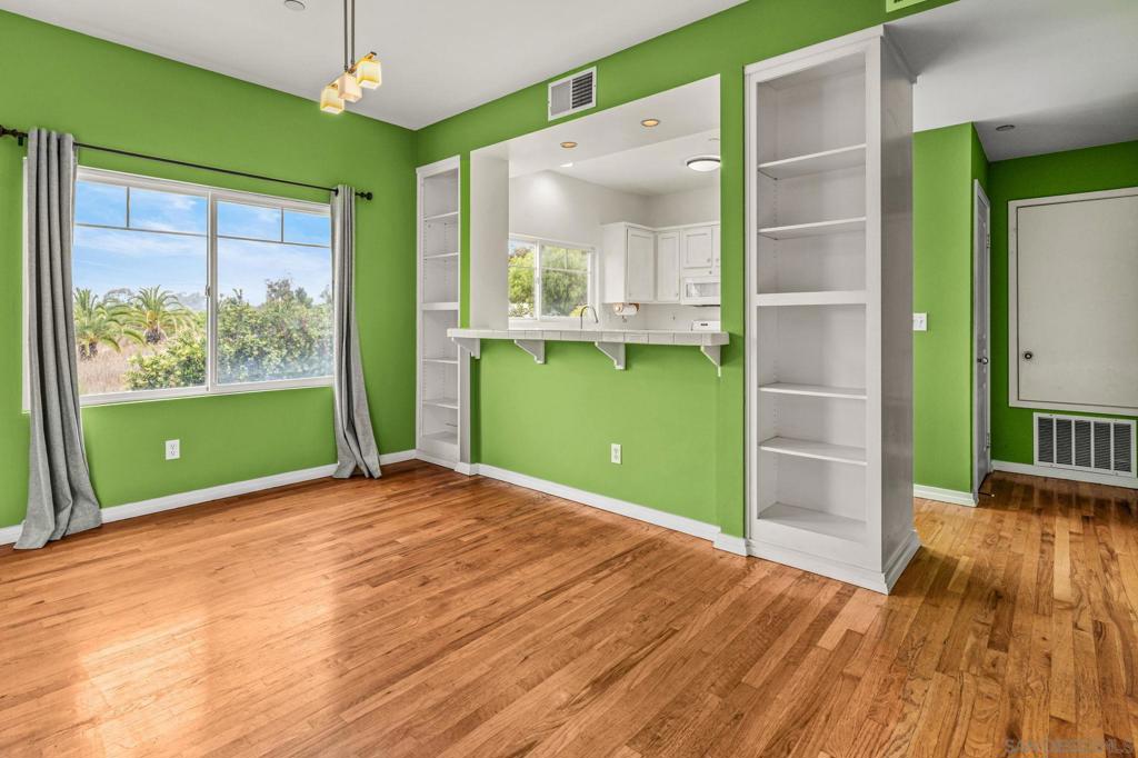 1352 24th Property Photo 8