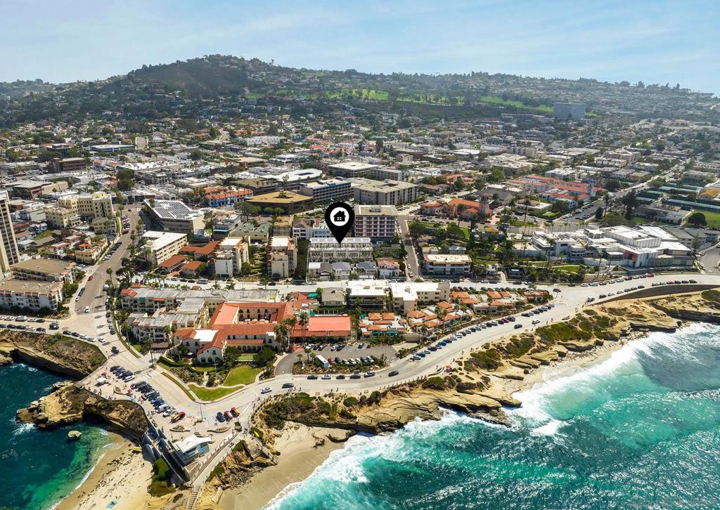 835 Coast Property Photo 18