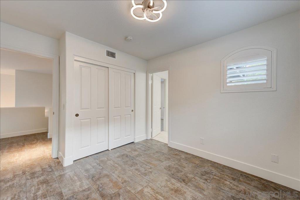 11912 Chalon Property Photo 20