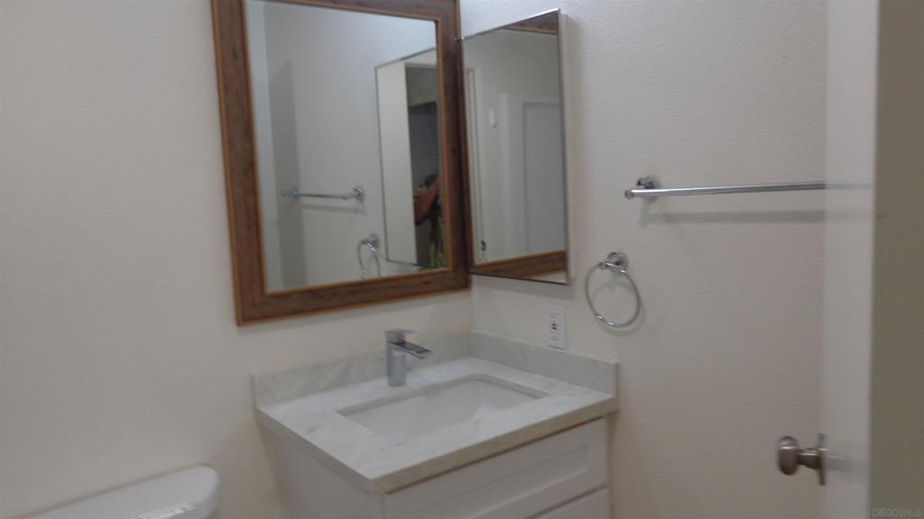 7890 Hummingbird Lane Property Photo 11