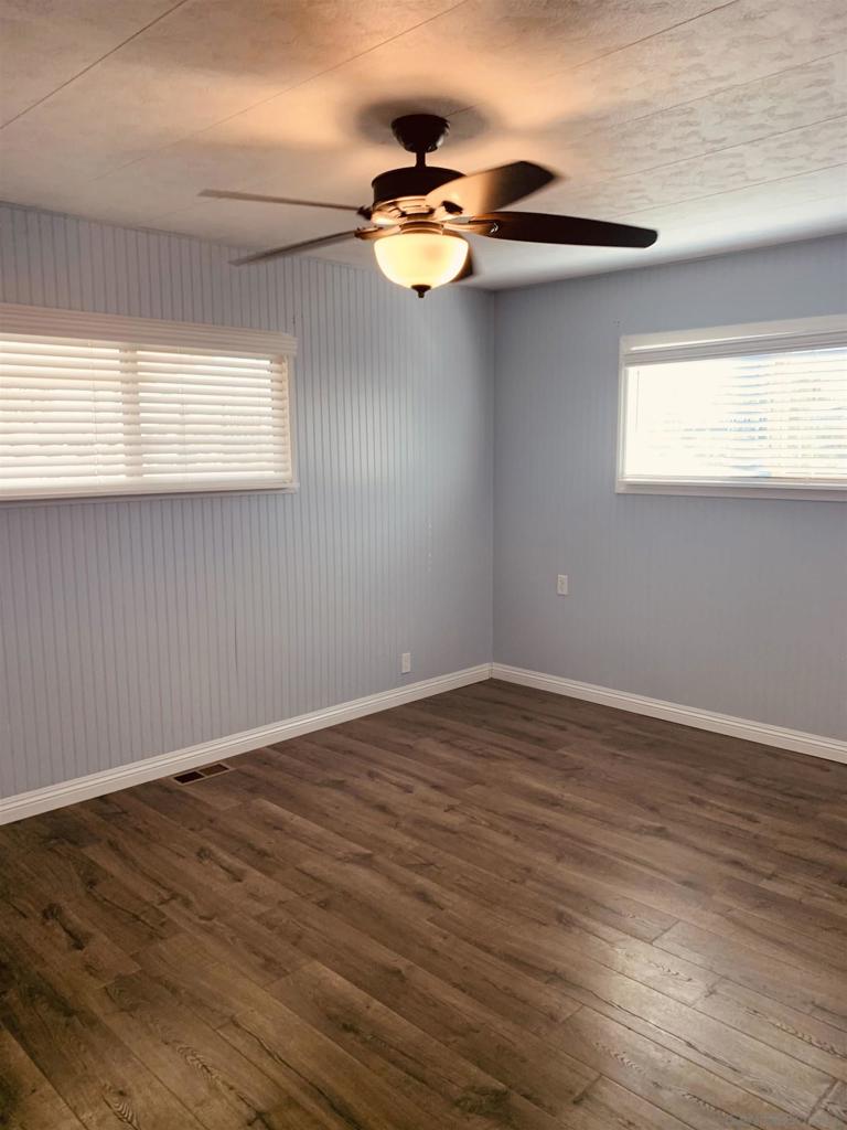 1145 E Barham Dr Unit #186 Property Photo 24