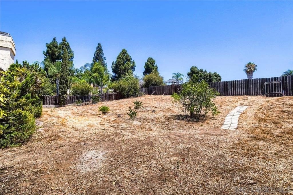 1555 Del Mar Road Property Photo 26