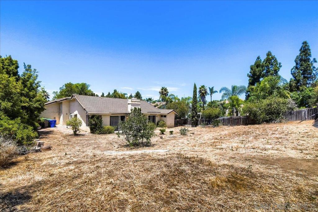 1555 Del Mar Road Property Photo 31