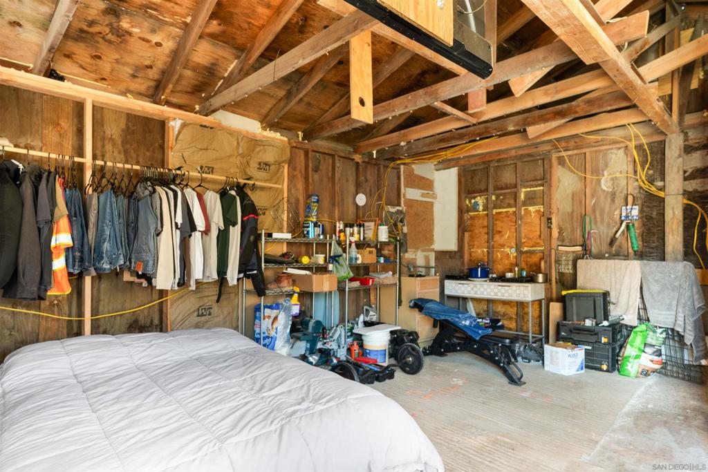 28391 Skyway Dr Property Photo 3