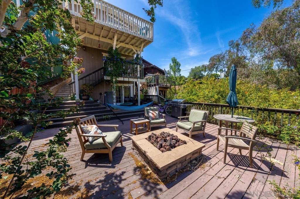1545 Gregory St. Property Photo 1