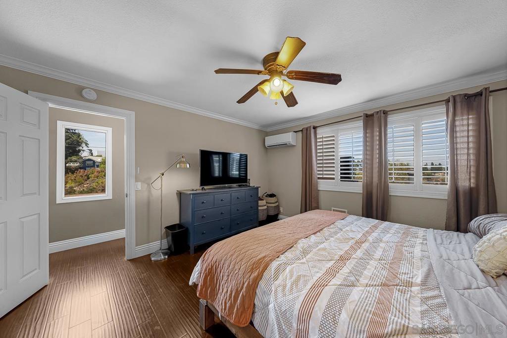 1545 Gregory St. Property Photo 14