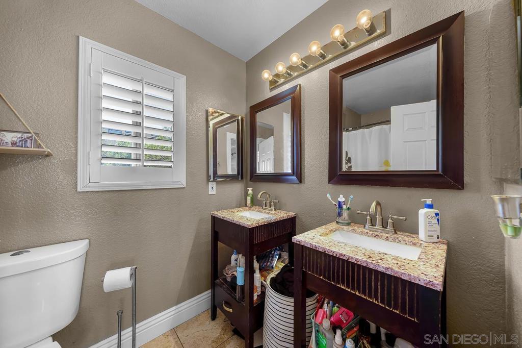 1545 Gregory St. Property Photo 17