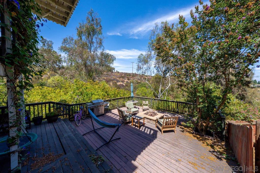 1545 Gregory St. Property Photo 30