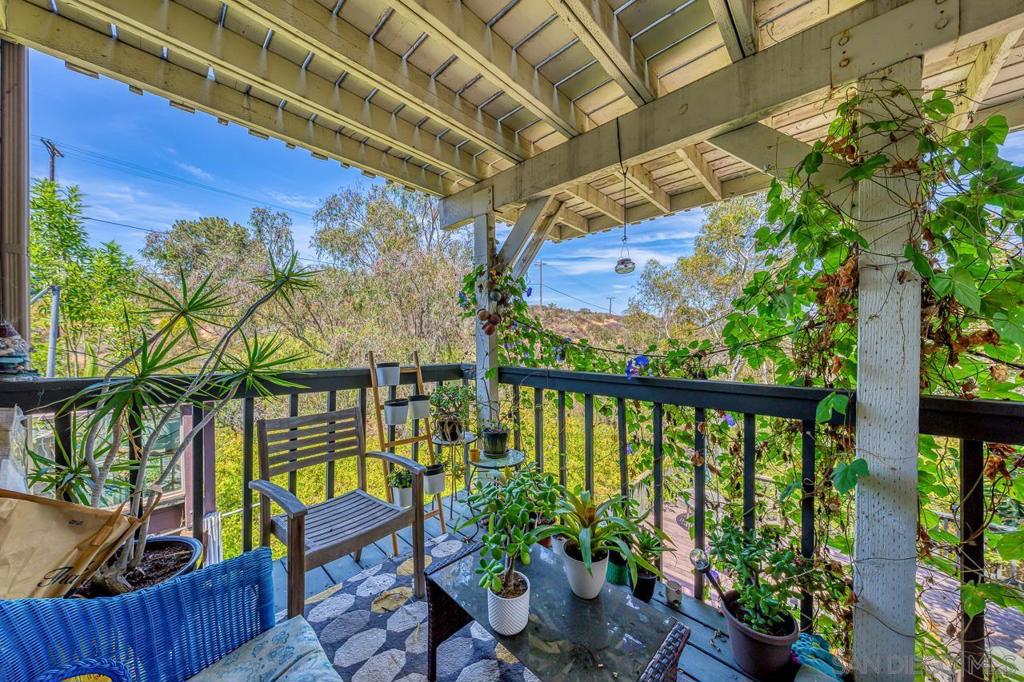 1545 Gregory St. Property Photo 37