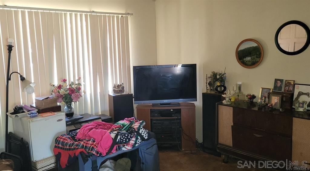 807 Ada St Property Photo 16