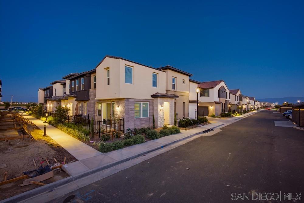 4239 S Gasly Paseo Property Photo 2