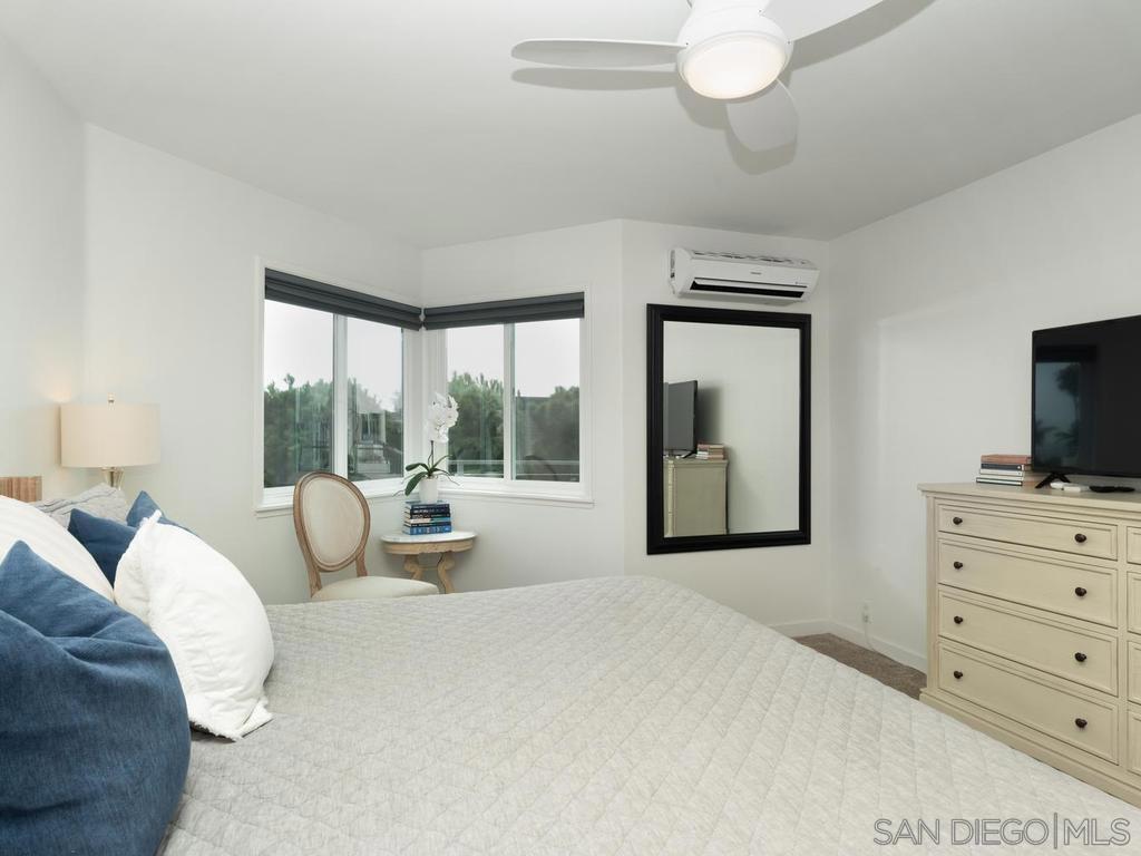 422 Rosecrans St 7 Property Photo 15