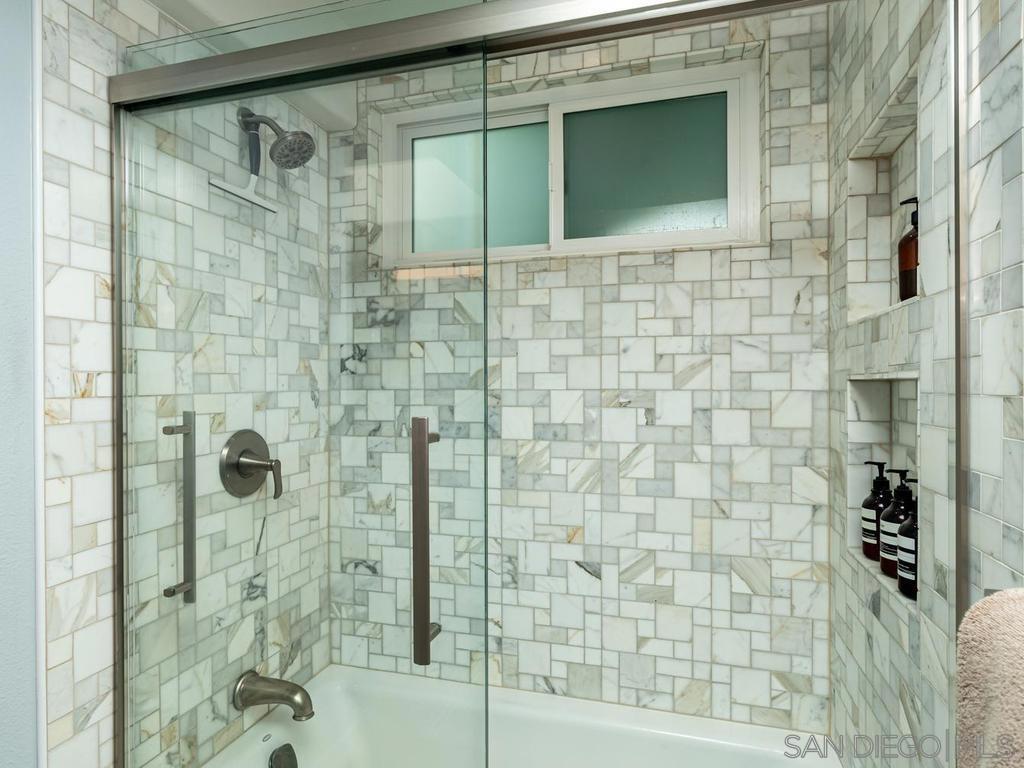 422 Rosecrans St 7 Property Photo 18