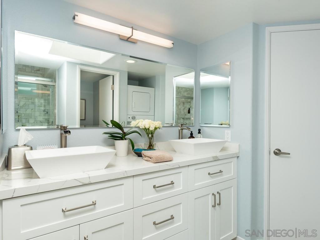 422 Rosecrans St 7 Property Photo 19