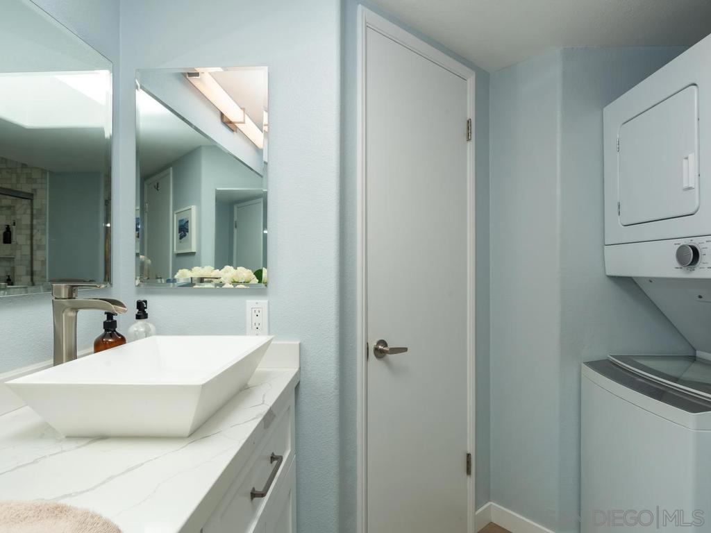 422 Rosecrans St 7 Property Photo 20