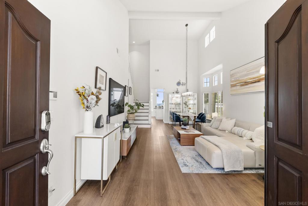 7007 Via Padilla Property Photo 9