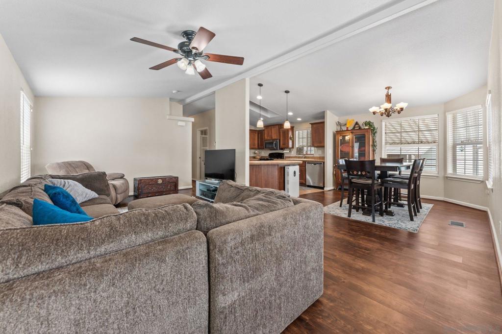 9395 Harritt Spc 215 Property Photo 4