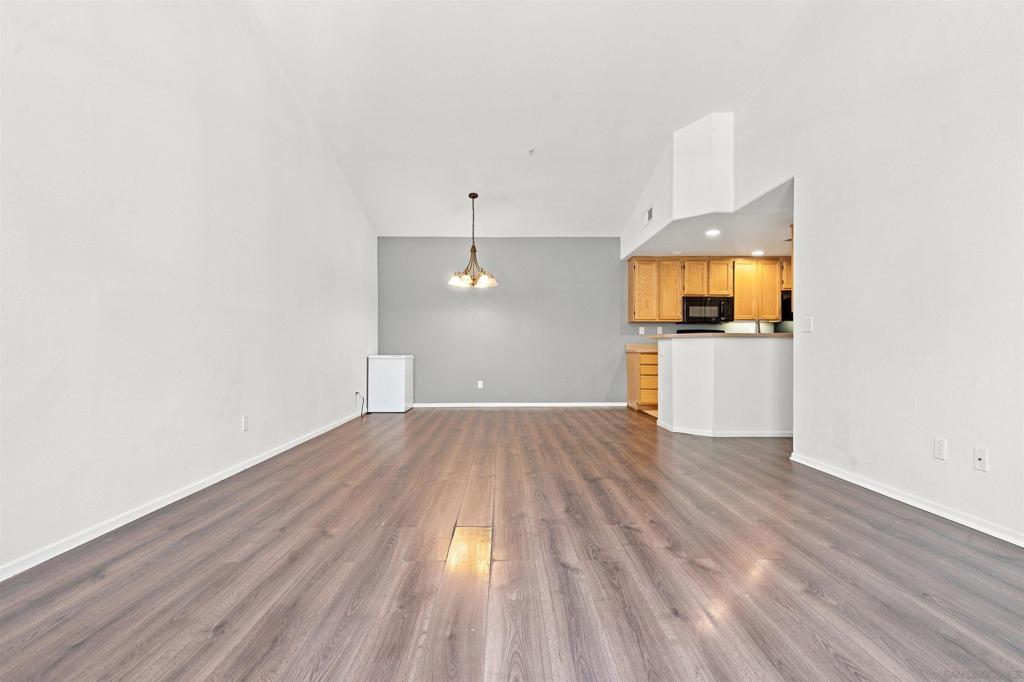 1890 Chambery Pl 2336 Property Photo 7