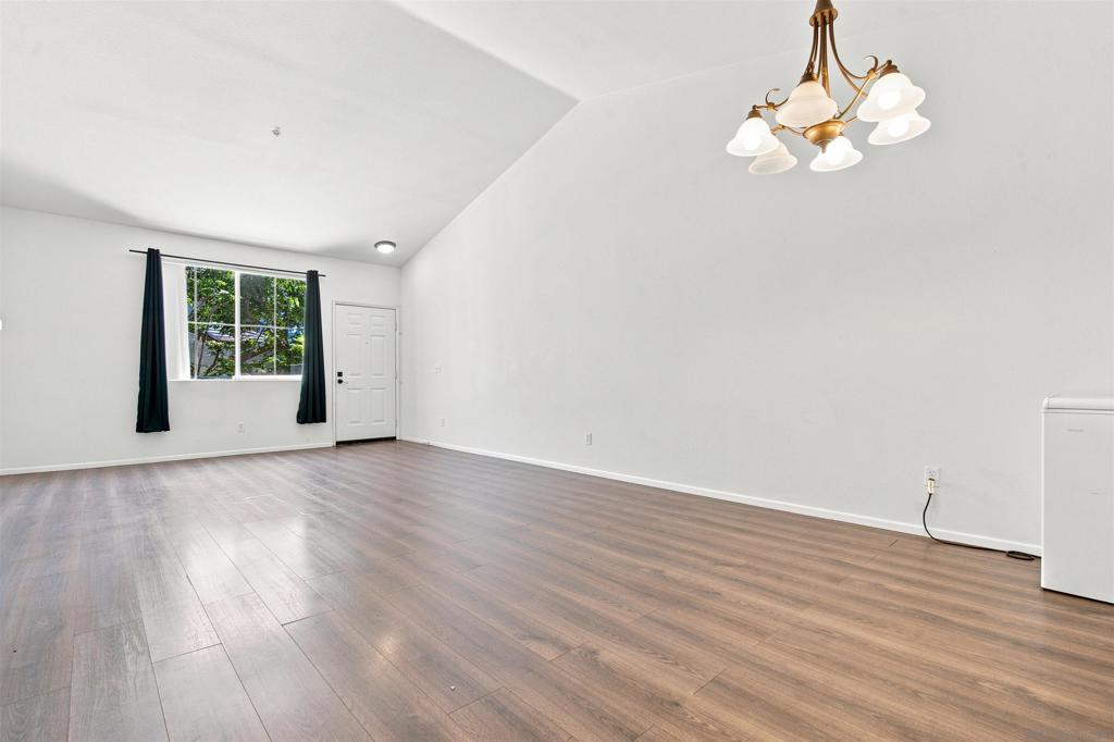 1890 Chambery Pl 2336 Property Photo 8